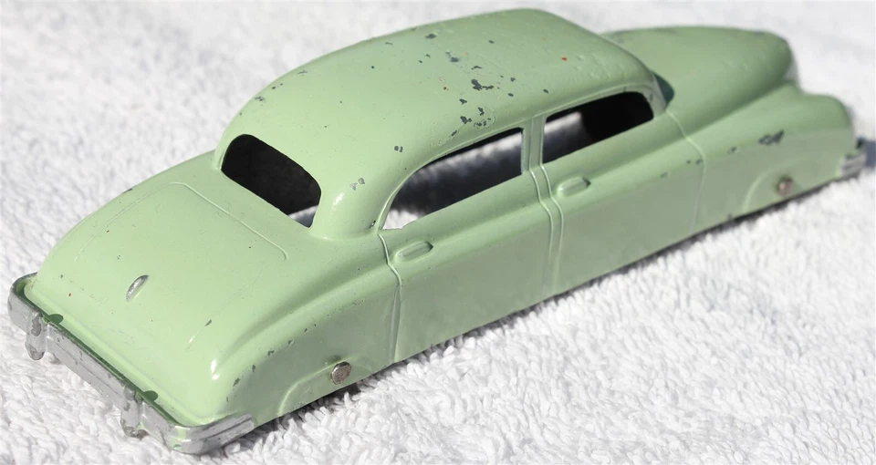 复古 Tootsie 玩具 #746 Kaiser 4 门轿车浅绿色 6 英寸美国 — 第 3/4 张图片