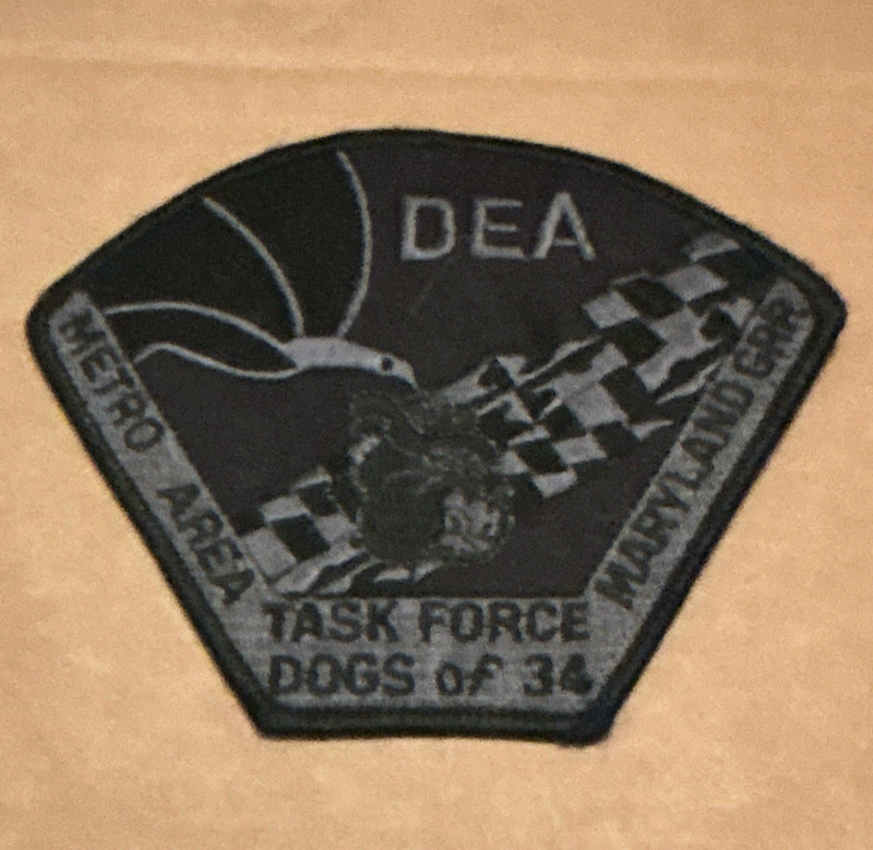 DEA Metro Area Task Force Dogs of 36 Police Patch Single Patch 2000