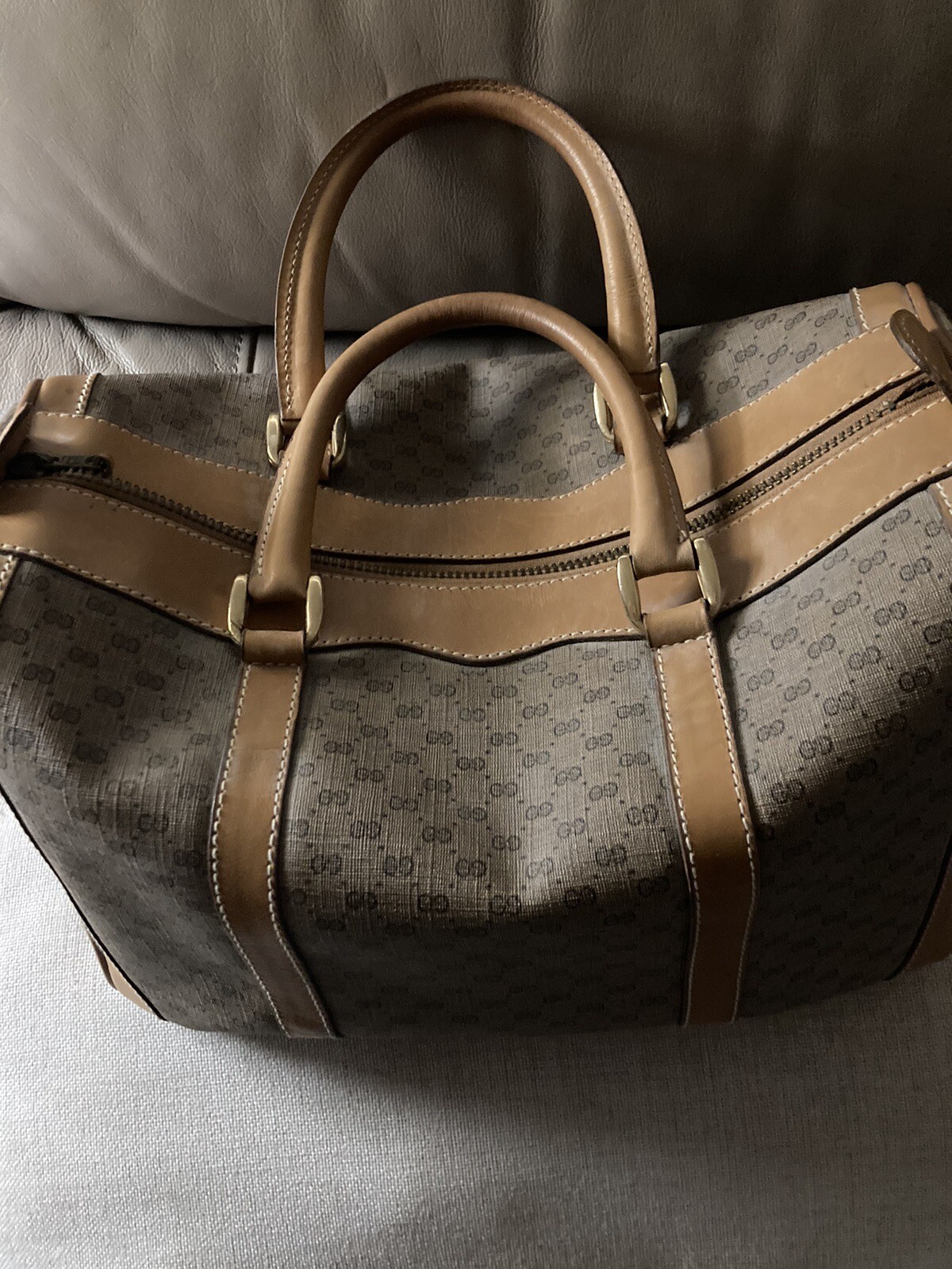 Authentic Cucci Travel Bag - image 3