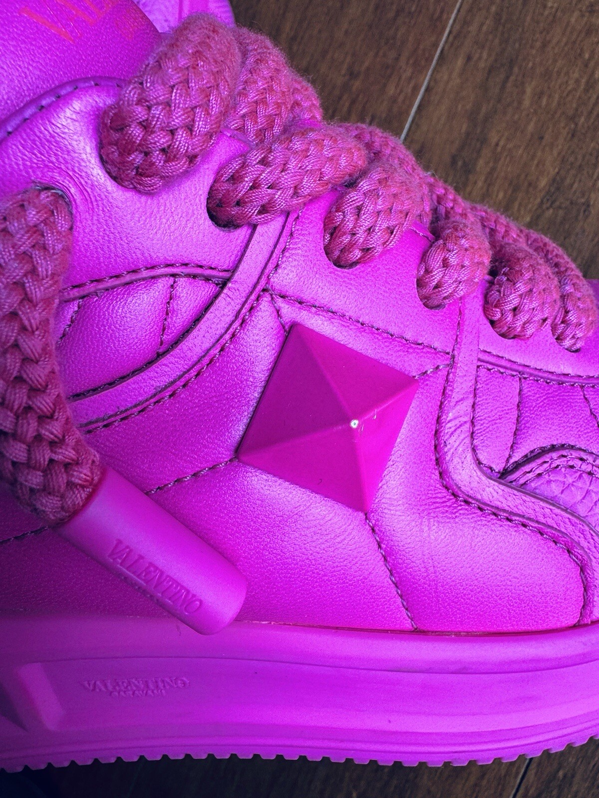 $1150 Valentino Garavani One Stud XL leather Low Top Sneakers EU 40 US 10 thumbnail 15