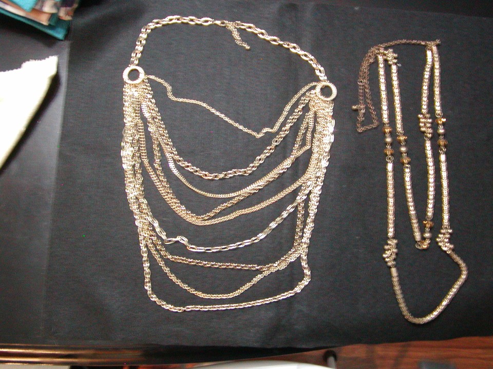 Lot of 2 vintage necklaces, chain and beaded eBay