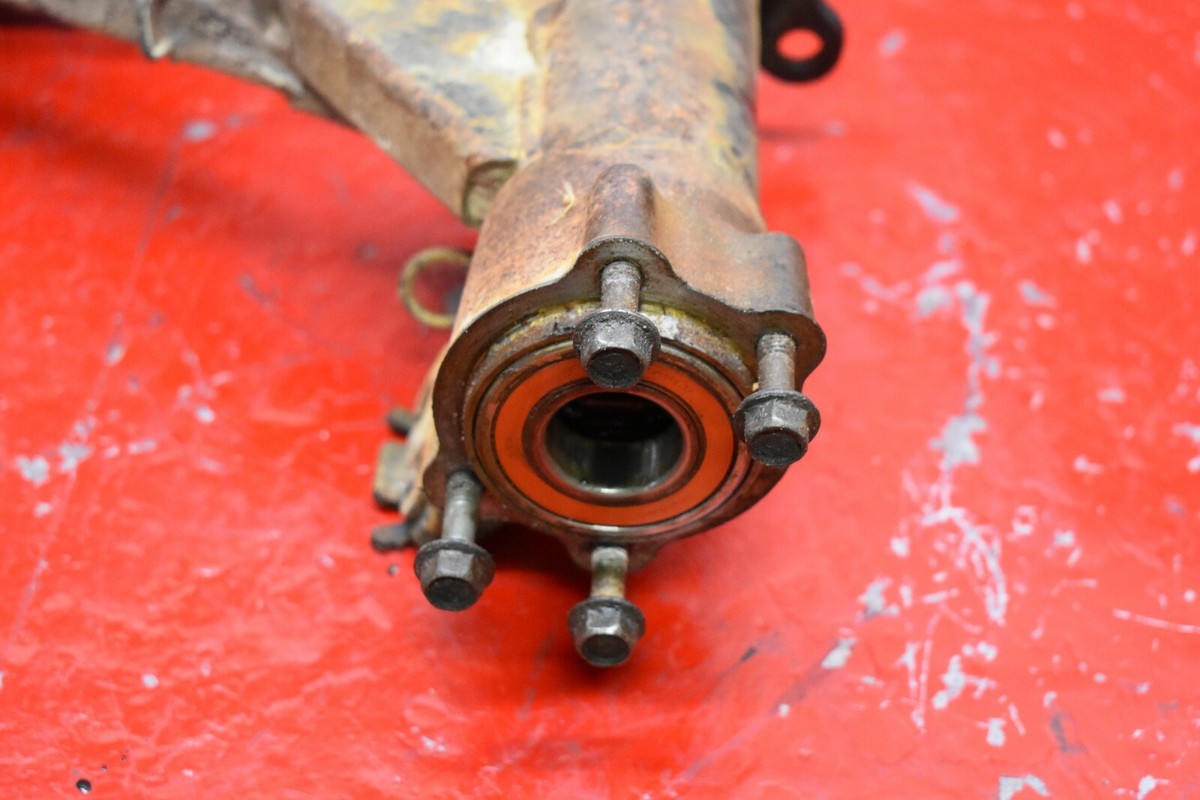 OEM 2000 Yamaha Grizzly 600 Swingarm 5GT-22110-00-00 Rear arm