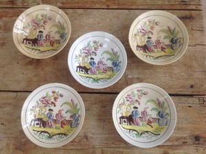 5 ANTIQUE CHINESE ORIENTAL HAND PAINTED PORCELAIN CHINA BOWLS 143 mm Diameter