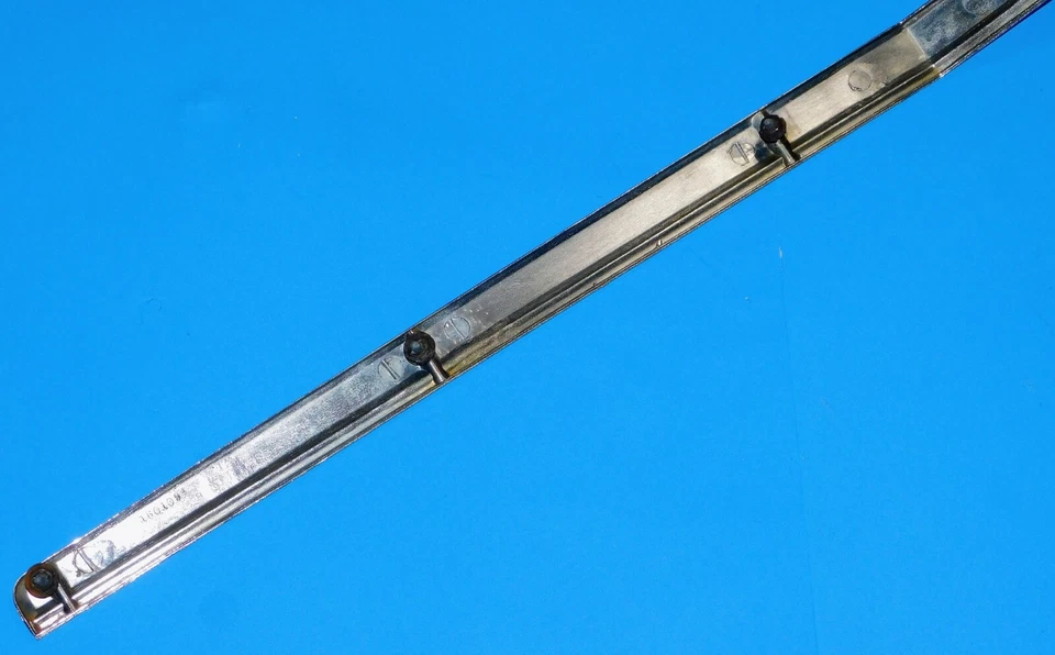 Cadillac Deville Fleetwood 1973 Calais OEM capó cromo moldura barra moldura moldura moldura  Foto 4 de 4