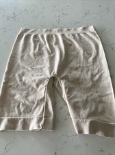 NEW 32 Marilyn Monroe Shaping Shorts Size Large Beige Shapewear 8792-61