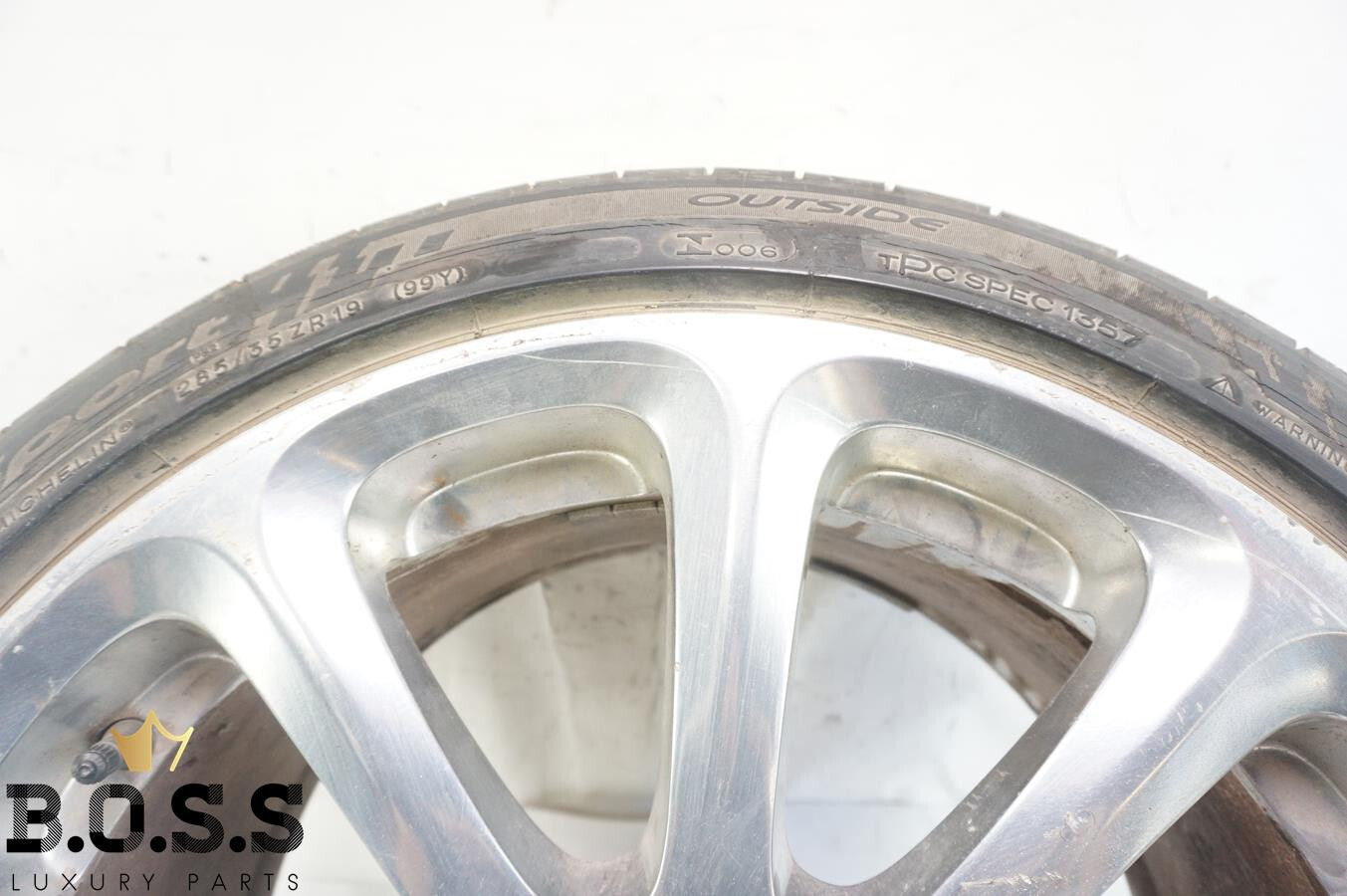 06-12 Maserati Quattroporte M139 Wheel Rim Chrome w/ Tire OEM