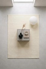 Rug Grand Dusty White Hand Tufted Rug - Modern Minimalist Plush New Zealand Wool