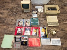 Apple IIC A2S4000 Computer, Monitor w/Stand G090H, Owner's Guide/Manual AS-IS  