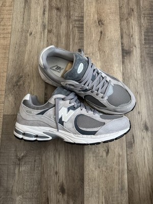 New Balance 2002R 