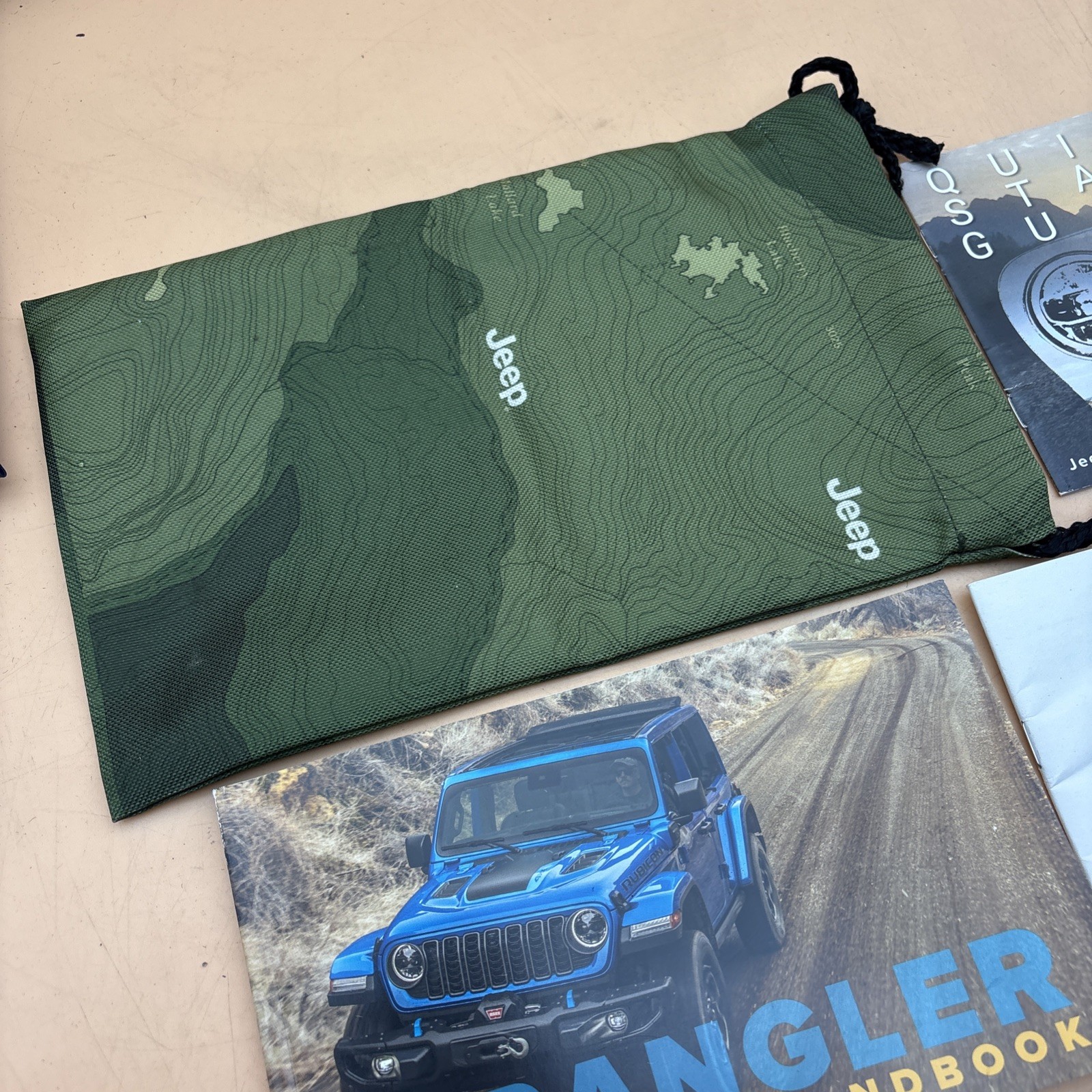 2024 Jeep Wrangler Owners Manual, Quick reference Guide With Case Included thumbnail 4