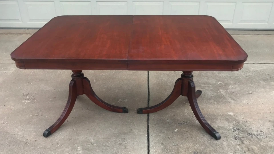 Mesa de comedor y 6 sillas Duncan Phyfe Foto 2 de 4