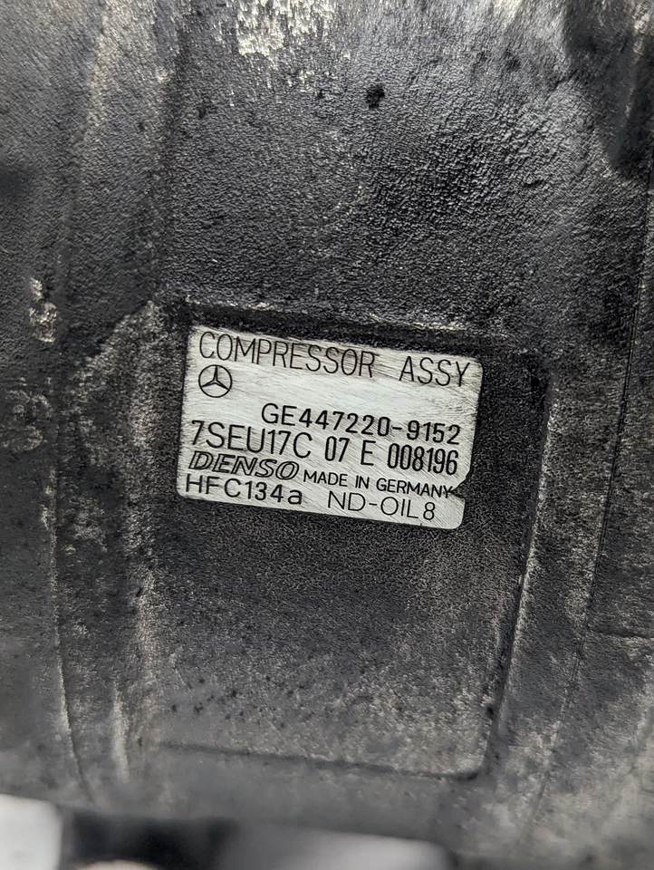 Compresor de aire acondicionado Mercedes-Benz S430 W220 2003-2006 0002309111 Foto 2 de 4