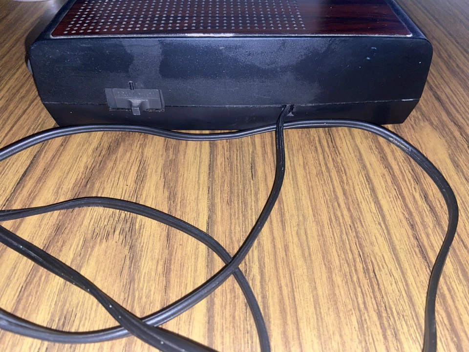 Antigo Rádio Despertador Digital GE AM FM Woodgrain Modelo 7-4621A Testado Funciona - Imagem 3 de 4