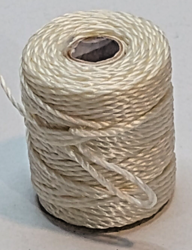 Size 415 / Tex 410 / Govt. 6-Cord - Heavyweight Bonded poly thread Bobbins - Picture 8 of 13