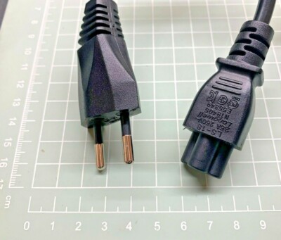 90 cm, Kleeblatt Stromkabel auf 2 Pin UK Rasierer Adapter / EU Konverter 