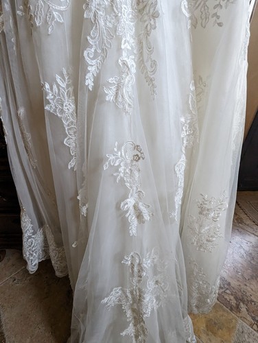 Demetrios Style 775 Wedding Dress + Veil - Picture 13 of 24