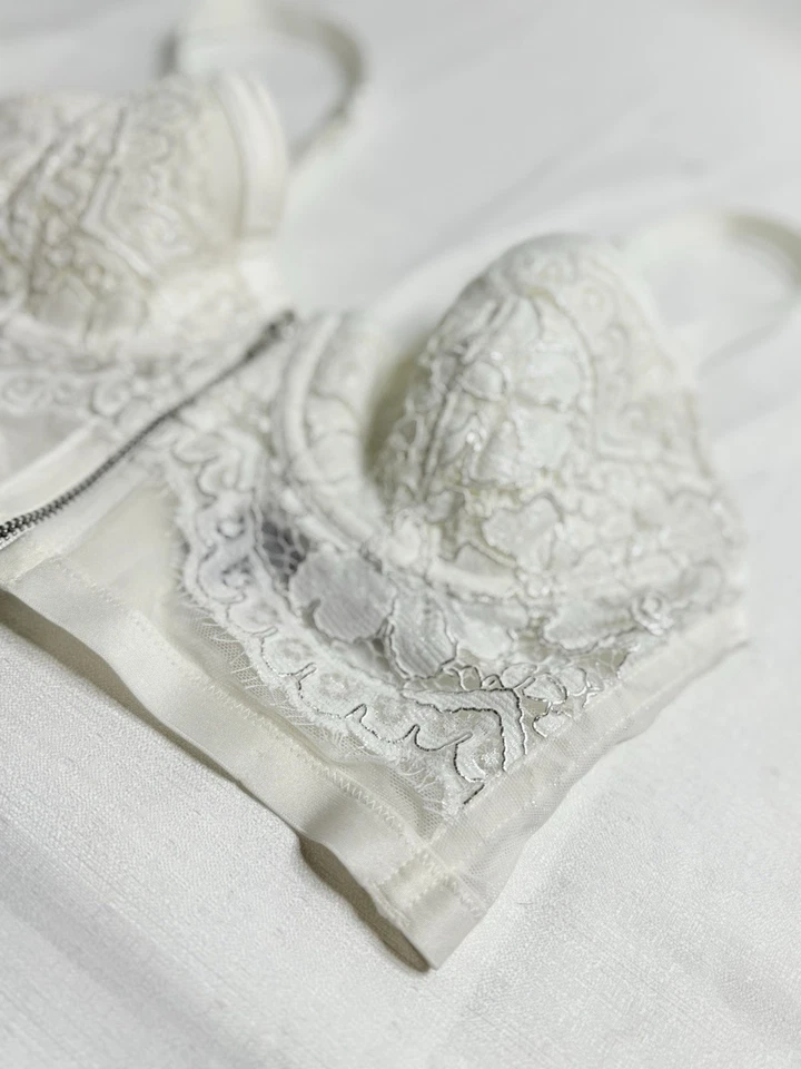 Sujetador Victoria's Secret Blanco Encaje Bustier 34 C Plateado Cremallera Frontal Foto 2 de 4