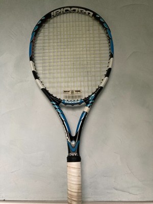 Mehrfarbiger Tennisschläger Marke Babolat Pure drive Turnierschläger