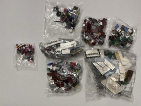 LEGO Creator Expert: Winter Village Bakery (10216) New With Damaged Box