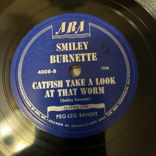 78 SMILEY BURNETTE ARA 4008 CATFISH TAKE A LOOK AT THAT WORM Country VG++ - Picture 3 of 7