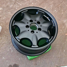 4x 15 Zoll Alufelgen (7Jx15 H2 ET37) MB E-klasse Schwarz Matt gepulvert. 4x 15 Zoll Alufelgen (7Jx15 H2 ET37) MB E-klasse Schwarz Matt gepulvert.