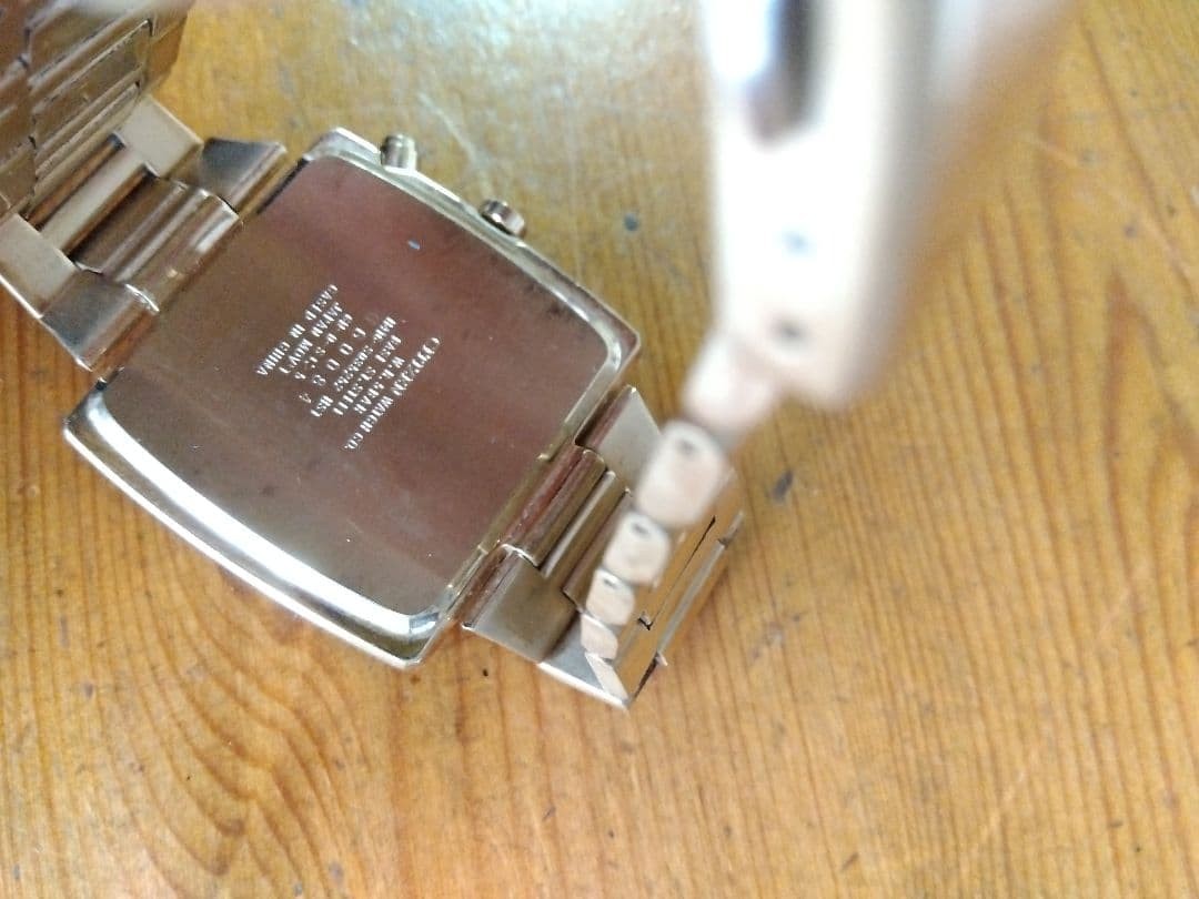 Citizen Eco Drive Rectangular - image 9