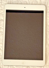 2012 Apple iPad Mini2 16GB Retina Display 7.9" white a1432 wifi bundled cover