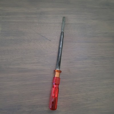 Vintage Blue Point 8.5'' Long Quick Wedge Screwdriver Red Handle No Cracks Nice