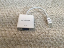 Insignia Mini DisplayPort-to-VGA Adapter - Perfect Mac or Surface