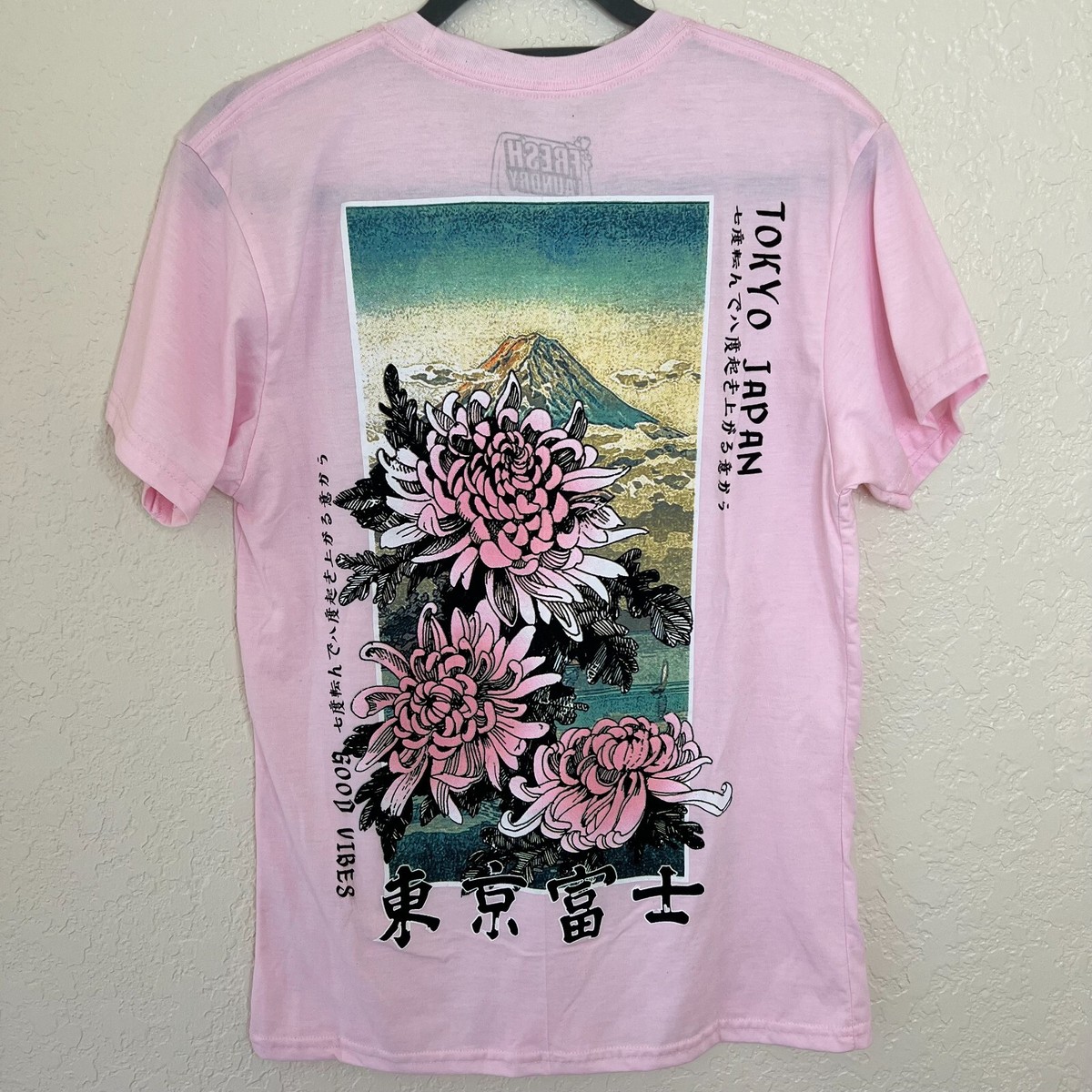 Fresh Laundry Men's Graphic T-Shirt Medium Pink Tokyo Japan