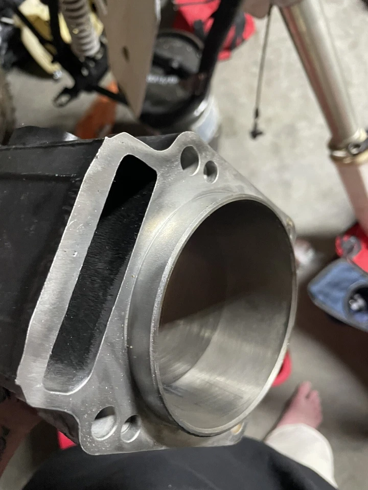 Cilindro Duke 620 1996 Ktm Foto 3 de 3