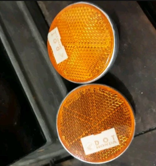 HONDA 純正 リフレクター1個 33741-340-670 Honda ST90 1973 1974 1975 Reflector 33741-340-670 OEM GENUINE PAIR