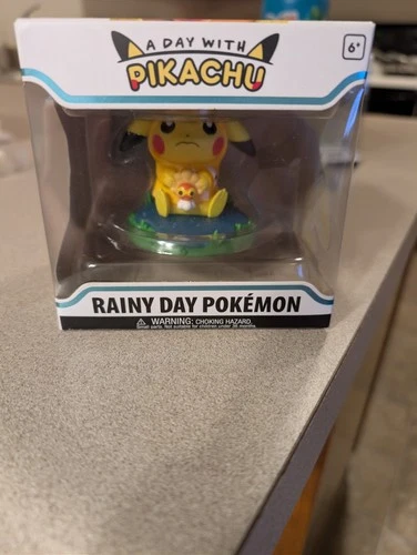 Funko A Day With Pikachu Rainy Day Pokemon - Pokemon Center Raincoat
