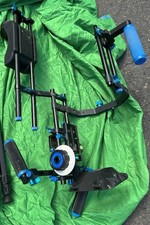 Neewer Adjustable DSLR Video Rig Shoulder Mount w/ Matte Box  Follow Focus