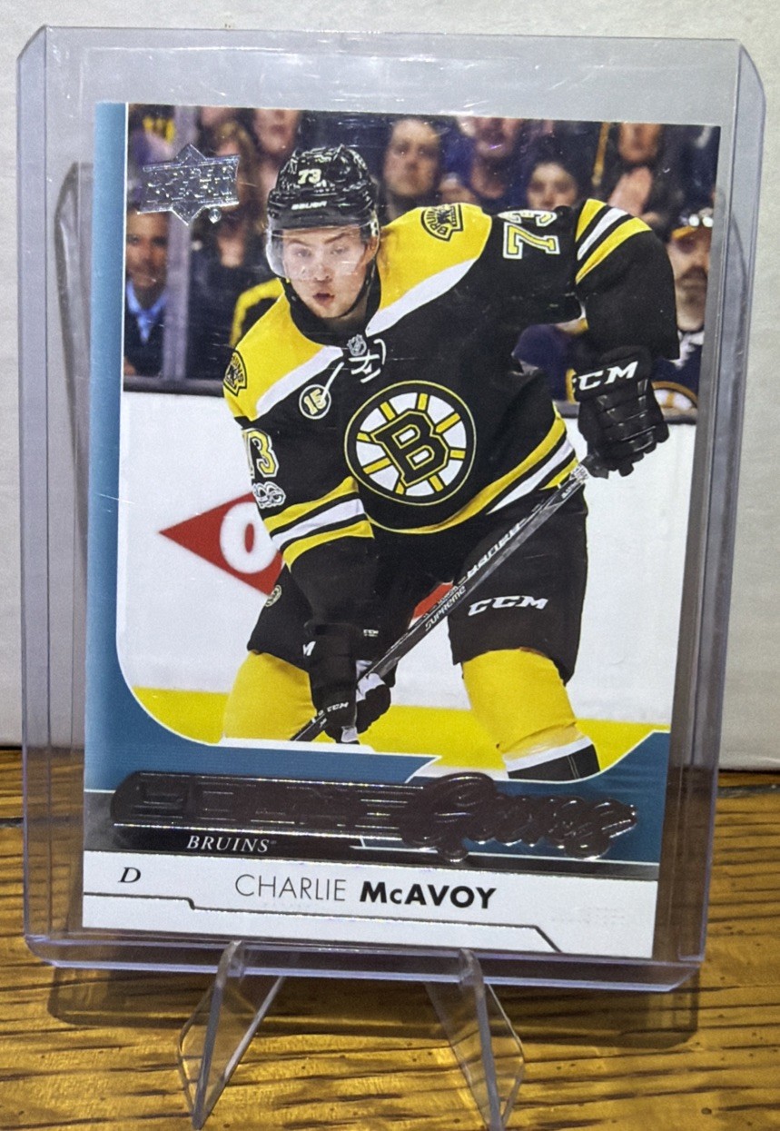 2017-18 Upper Deck - Young Guns Charlie McAvoy #242 (RC)
