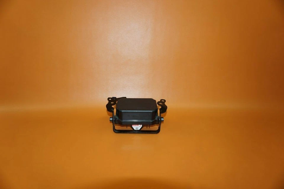 LEXUS GS350 SENSOR DE ONDA DE RADAR MILÍMETRO 2015 2016 2017 88210-47090 LX570 OEM Foto 3 de 4