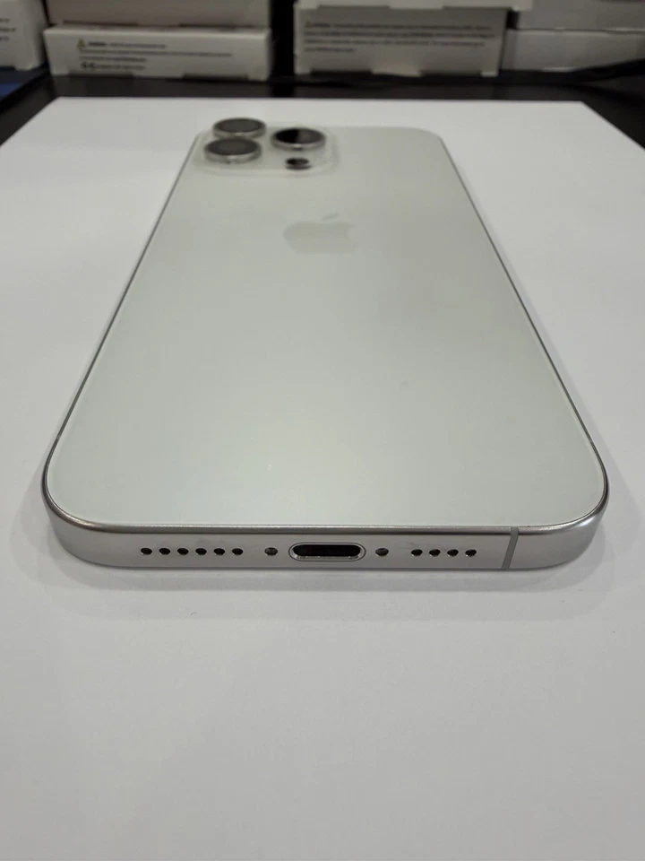 iPhone 15 Pro Max OEM оригинальный задний корпус рамка замена с деталями белый A - Изображение 3 из 4