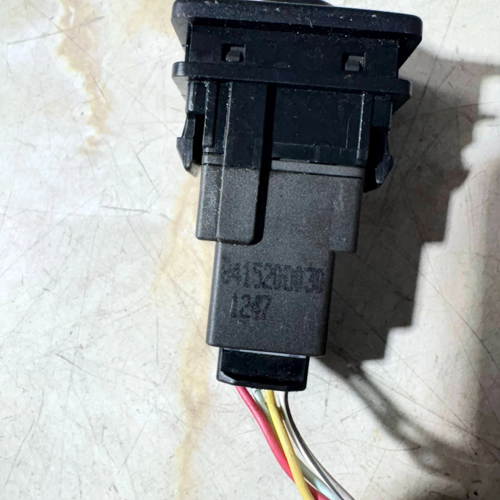 84152-52030 Toyota part number stamp verification photograph