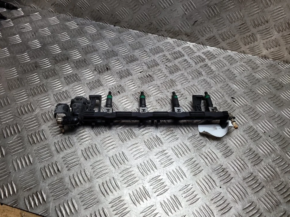 FORD FIESTA MK6 1.2 PETROL FUJA FUEL INJECTOR RAIL AND INJECTORS 5S6G-9H487-AA - Image 3 of 4