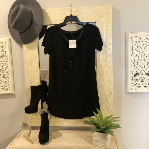 NWT! Olivaceous “Lauren nicole” faux suede short sleeve dress SZ S