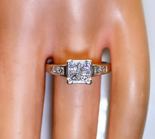 Gorgeous 14k White Gold .94 Ctw Princess Cut Diamond Wedding/Engagement Ring
