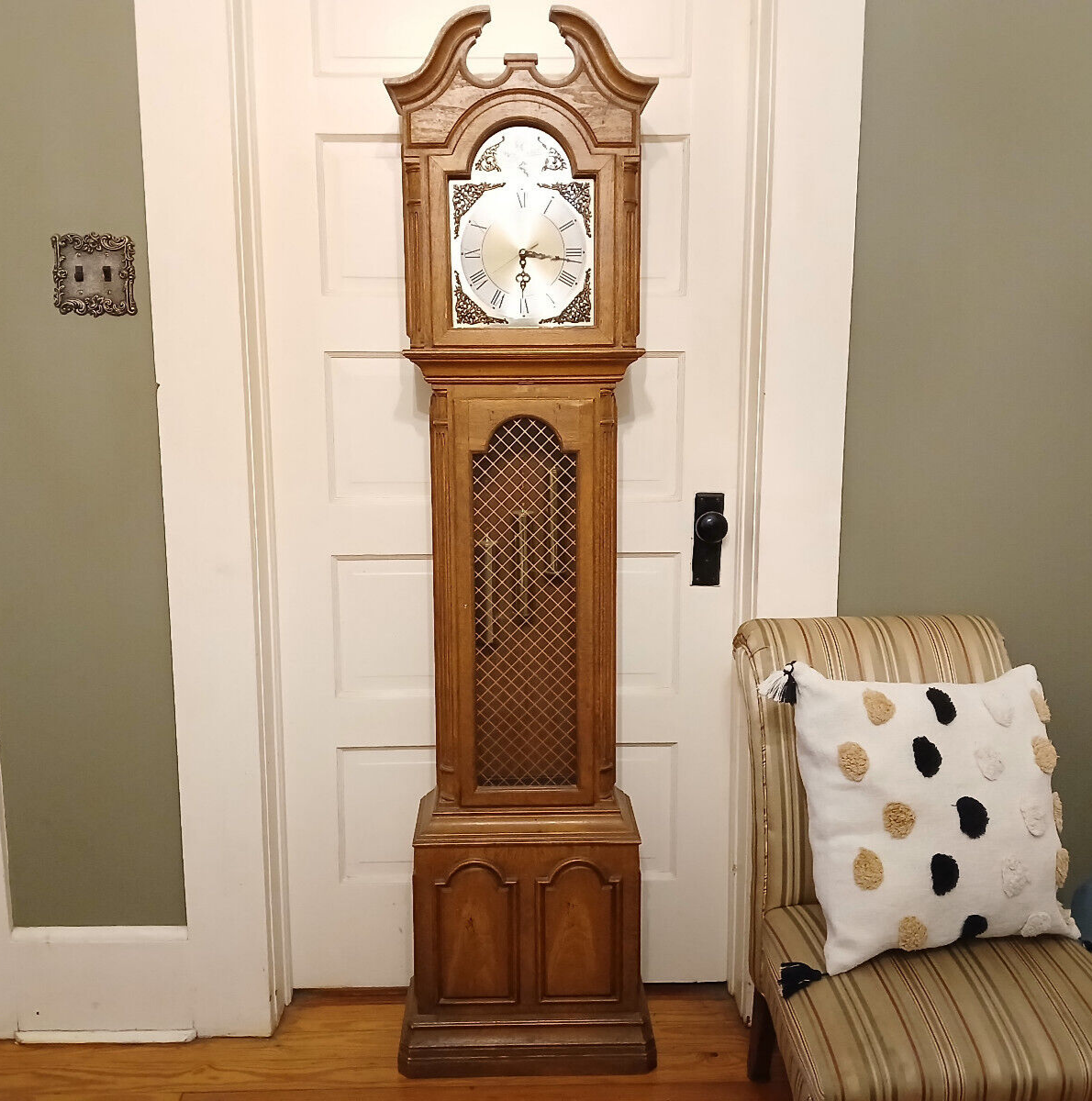 Tempus Fugit Pearl Grandfather Clock 1980s Era Vintage 59in Tall