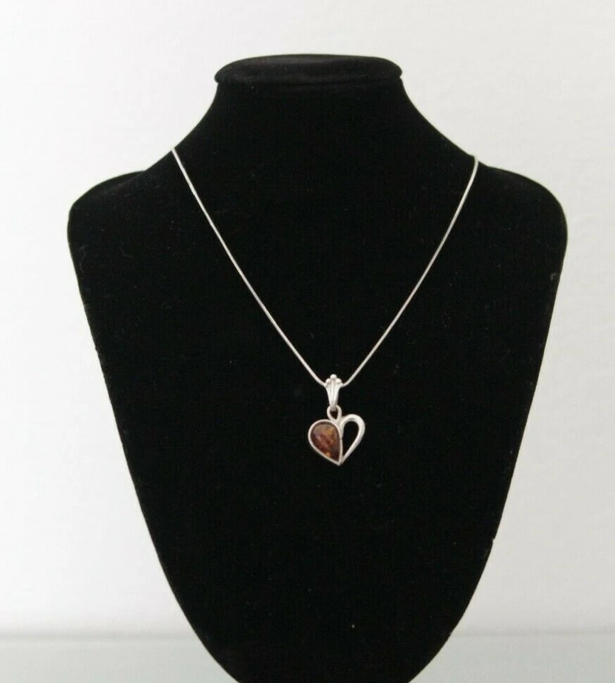 Collana con cuore in argento e ambra - Immagine 2 di 4