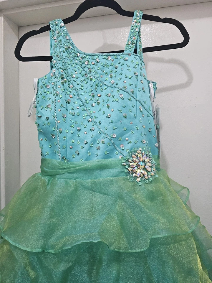 girls pageant dress - Image 4 of 4