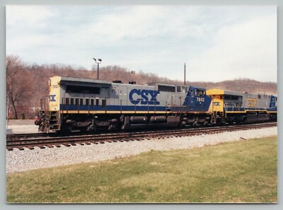 Railroad Photo - CSX #7842 Diesel Locomotive 1990s Freight Train