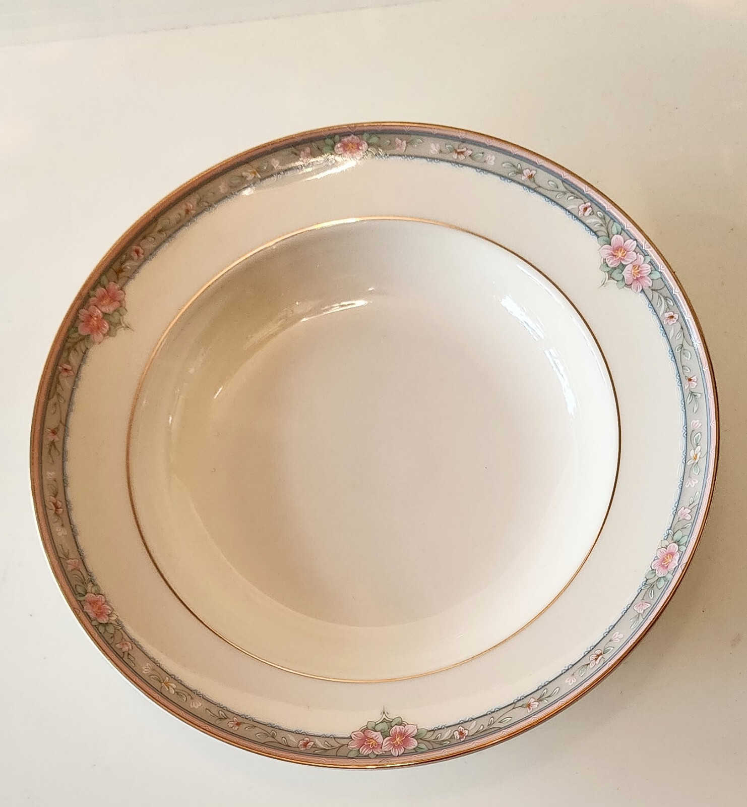 Mikasa 2 Piece Place Settings La Rose Soup & Salad Fine Ivory Porcelain