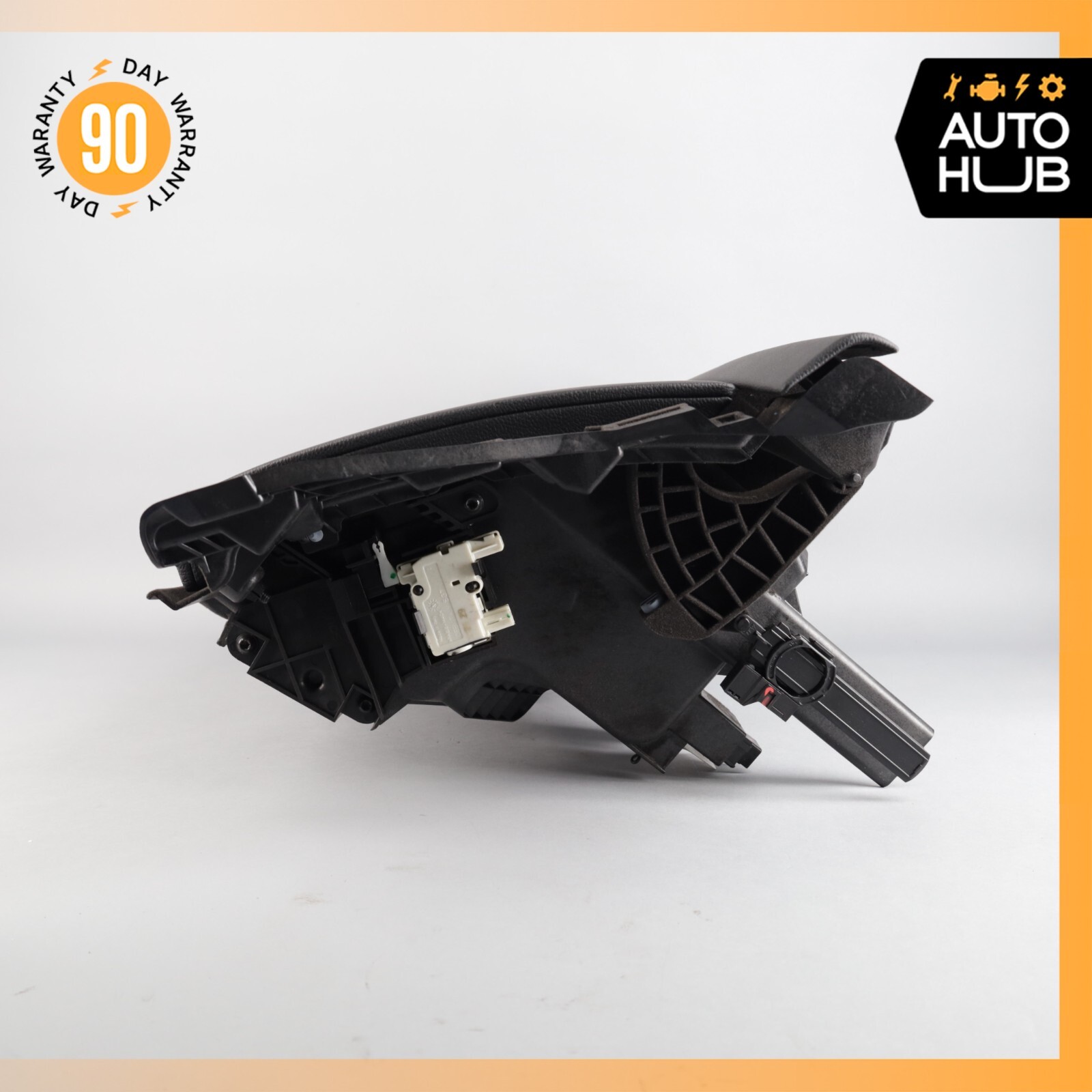 17-20 Maserati Levante M161 Dashboard Dash Glove Box Glovebox Black OEM 73k