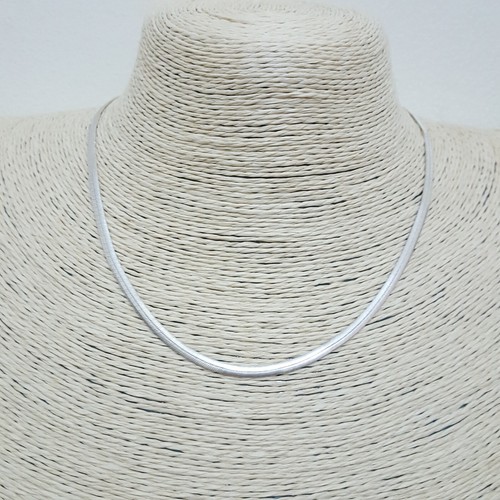 925 Sterling Silver Chain, Flat Herringbone Chain, Shiny Chain, 16" Long - Picture 4 of 6