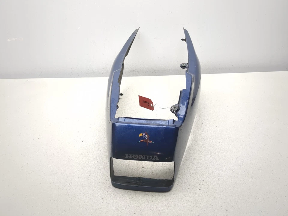 88-91 本田 NT650 Hawk GT 后尾整流罩面板 77210-MN8-0100 — 第 2/4 张图片