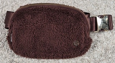 Lululemon Everywhere Belt Bag Brown Sherpa Fleece Fanny Pack FLAW | eBay Lululemon Everywhere Belt Bag Brown Sherpa Fleece Fanny Pack FLAW | eBay